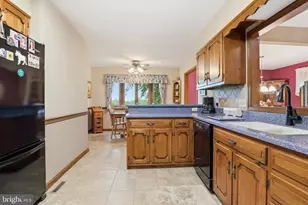 6 Enck Cir, Enola, PA 17025 - Photo 11