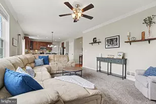18 Oyster Bay Dr, Mechanicsburg, PA 17050 - Photo 5