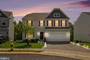 21 Barnhart Cir, Mechanicsburg, PA 17050 - Photo 1