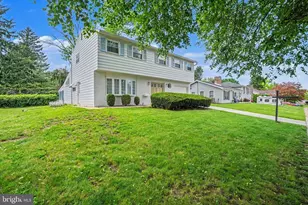 7 Center Dr, Camp Hill, PA 17011 - Photo 3