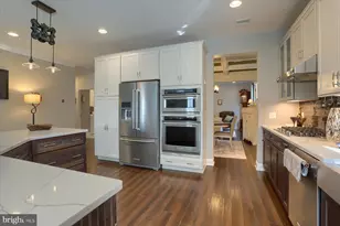 411 General Dr, Mechanicsburg, PA 17050 - Photo 13