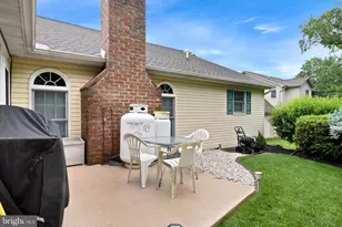 3 Wineberry Dr, Mechanicsburg, PA 17055 - Photo 9