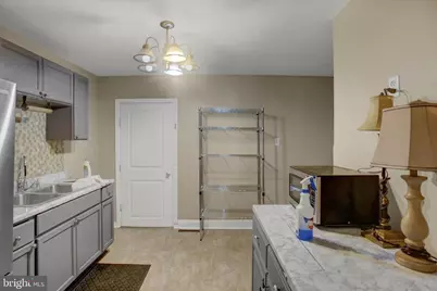 146 E Penn Street, Carlisle, PA 17013 - Photo 9