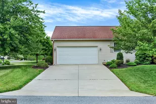 920 Woodley Dr, Mechanicsburg, PA 17050 - Photo 3