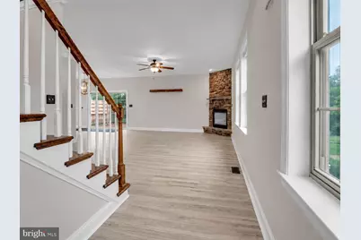 24 Crest View, Carlisle, PA 17013 - Photo 5