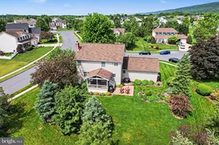 2205 Wynnwood Ct, Enola, PA 17025 - Photo 7