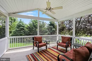 2205 Wynnwood Ct, Enola, PA 17025 - Photo 5