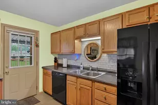 4909 Delbrook Rd, Mechanicsburg, PA 17050 - Photo 9
