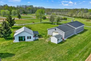 1130 W Trindle Rd, Mechanicsburg, PA 17050 - Photo 1