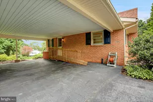 621 Charles St, Shippensburg, PA 17257 - Photo 5