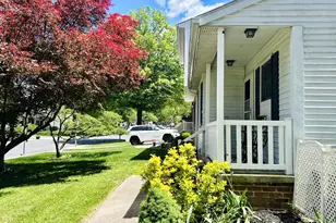 1003 Northfield Dr, Carlisle, PA 17013 - Photo 3