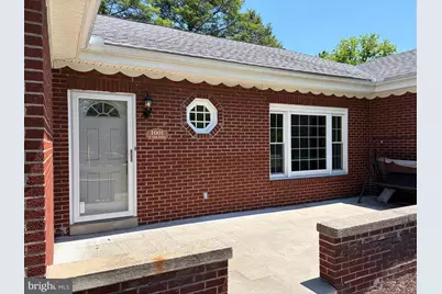 1001 S York Street, Mechanicsburg, PA 17055 - Photo 3