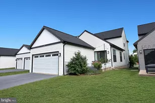 209 Estate Dr, Mechanicsburg, PA 17055 - Photo 5
