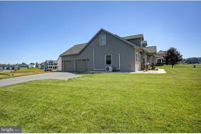702 Southwood Drive, Shippensburg, PA 17257 - Photo 3