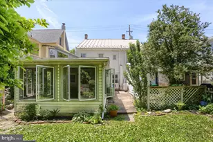 221 S Pitt St, Carlisle, PA 17013 - Photo 41