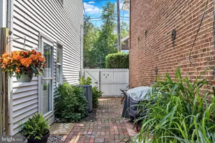 226 S High St, Mechanicsburg, PA 17055 - Photo 23