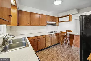 211 Fern Ave, Carlisle, PA 17013 - Photo 7