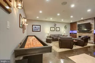 221 Wilson St, Carlisle, PA 17013 - Photo 41