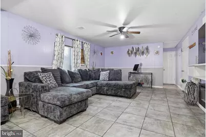 82 Malibu Boulevard, Carlisle, PA 17015 - Photo 3