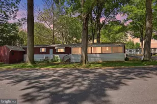 82 Malibu Blvd, Carlisle, PA 17015 - Photo 1