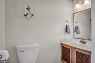 194 Fairview St, Carlisle, PA 17015 - Photo 9