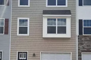 929 Admiral's Quay Dr, Mechanicsburg, PA 17050 - Photo 1