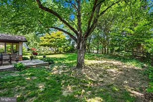 1204 Fleetwood Dr, Carlisle, PA 17013 - Photo 31