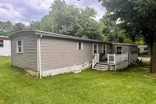 124 Shippensburg Mobile Estate, Shippensburg, PA 17257 - Photo 3