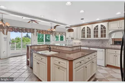 85 Greenwood Circle, Wormleysburg, PA 17043 - Photo 13