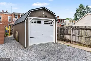 310 E North St, Carlisle, PA 17013 - Photo 21