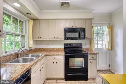 861 W Foxcroft Drive, Camp Hill, PA 17011 - Photo 15
