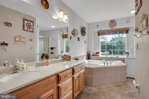 7 Larch Ln, Enola, PA 17025 - Photo 17
