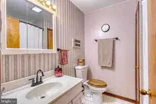 1917 Douglas Dr, Carlisle, PA 17013 - Photo 15