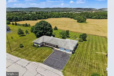 303 Airport Drive, Carlisle, PA 17013 - Photo 35