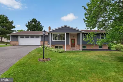 807 Lancelot Avenue, Mechanicsburg, PA 17055 - Photo 1