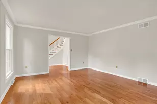 470 Woodcrest Dr, Mechanicsburg, PA 17050 - Photo 5