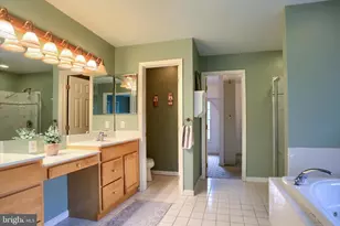 1302 King Arthur Dr, Mechanicsburg, PA 17050 - Photo 35