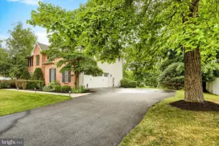 1302 King Arthur Dr, Mechanicsburg, PA 17050 - Photo 5