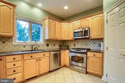 1302 King Arthur Drive, Mechanicsburg, PA 17050 - Photo 19
