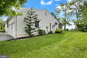 18 Willow Way Dr, Enola, PA 17025 - Photo 5