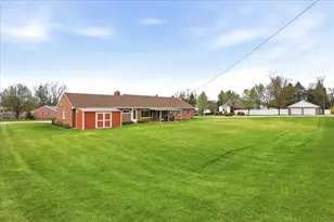 630 Charles St, Shippensburg, PA 17257 - Photo 3