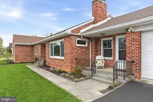 630 Charles St, Shippensburg, PA 17257 - Photo 5