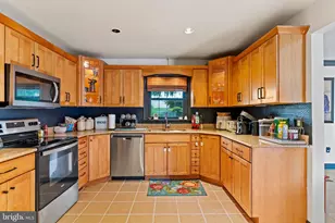 2 Brentwood Rd, Camp Hill, PA 17011 - Photo 9