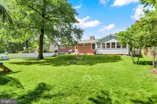15 Center Dr, Camp Hill, PA 17011 - Photo 35