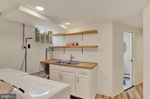 15 Center Dr, Camp Hill, PA 17011 - Photo 33