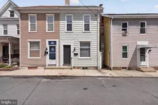 115 E Locust St, Mechanicsburg, PA 17055 - Photo 1