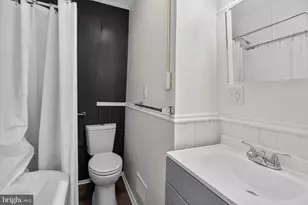 115 E Locust St, Mechanicsburg, PA 17055 - Photo 15