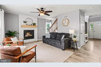 4 Dewberry Court, Mechanicsburg, PA 17055 - Photo 3