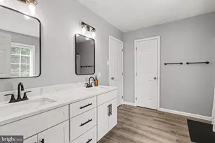 4 Dewberry Ct, Mechanicsburg, PA 17055 - Photo 17