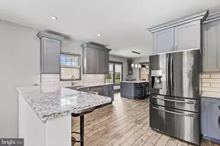 2010 Lenox St, Camp Hill, PA 17011 - Photo 25